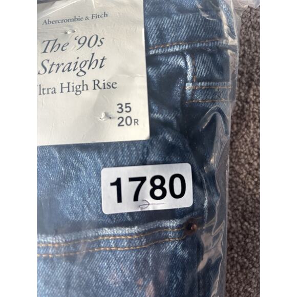 NWT Abercrombie & Fitch Plus Size 35 20r The 90s Straight Ultra High Rise Jeans - Picture 9 of 10